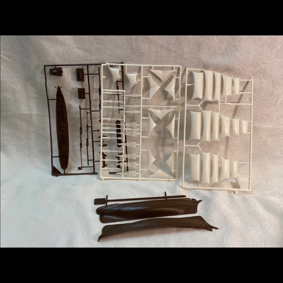 Ship model - Picture 2 of 5